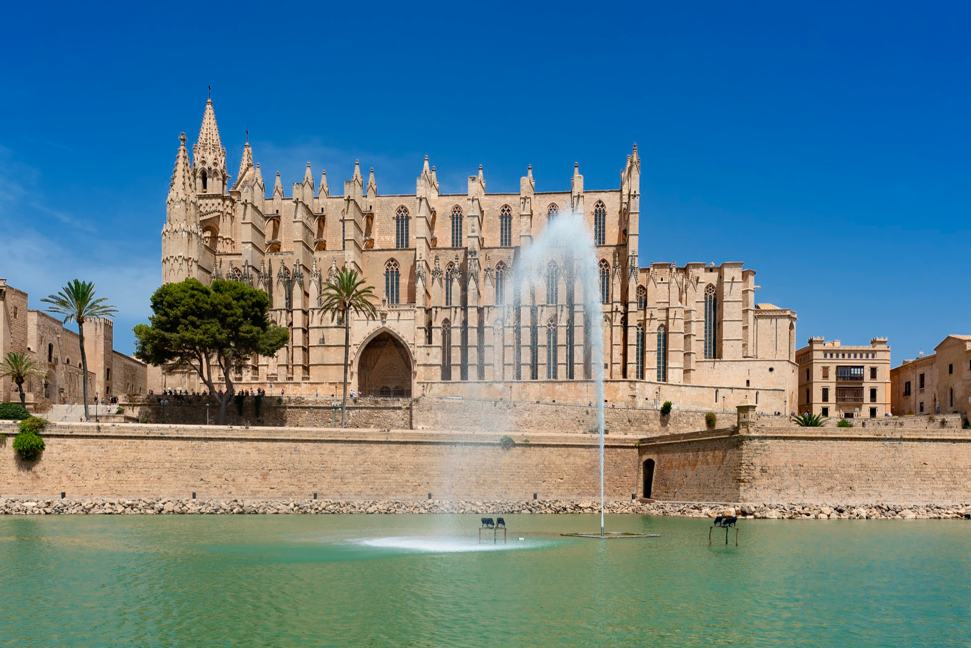 La Seu - bestaunen Sie die beeindruckende Kathedrale wÃfffffffffÃfffffff,Ãffffff,Ãfffff,Ãffff,Ãfff,Ãff,Ãf,Ã,Â¤hrend Ihrer Mallorca-Pauschalreise.